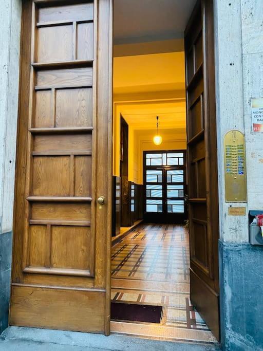 Cit,Ma C'E Tut!Tiny,But All You Need Is In! Turin Extérieur photo