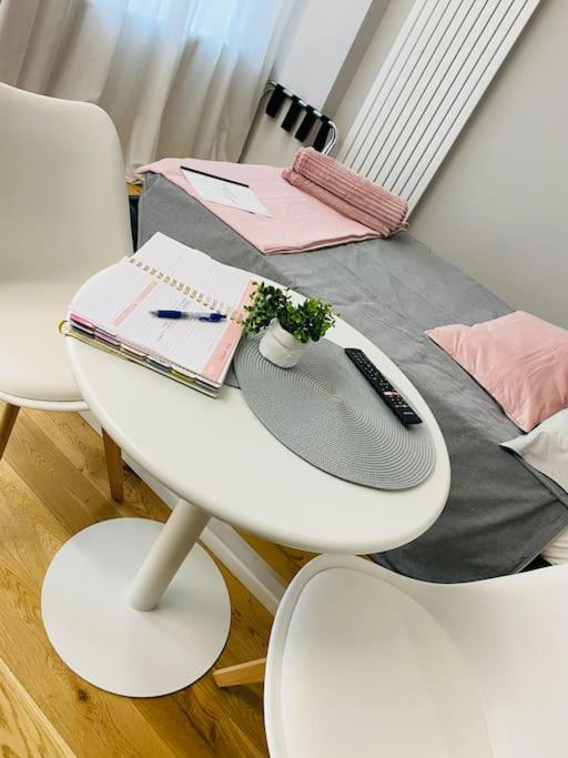 Cit,Ma C'E Tut!Tiny,But All You Need Is In! Turin Extérieur photo
