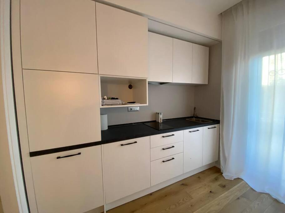 Cit,Ma C'E Tut!Tiny,But All You Need Is In! Turin Extérieur photo